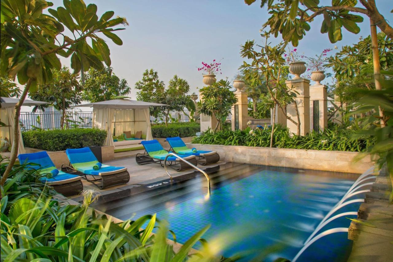 Itc Royal Bengal, A Luxury Collection Hotel, Kalküta Dış mekan fotoğraf The pool at the hotel